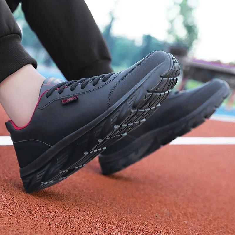 Men's Running Shoes Black PU Upper Flat and Comfortable Walking Shoes Lightweight and Wide Footed Casual Sports Leather Shoes