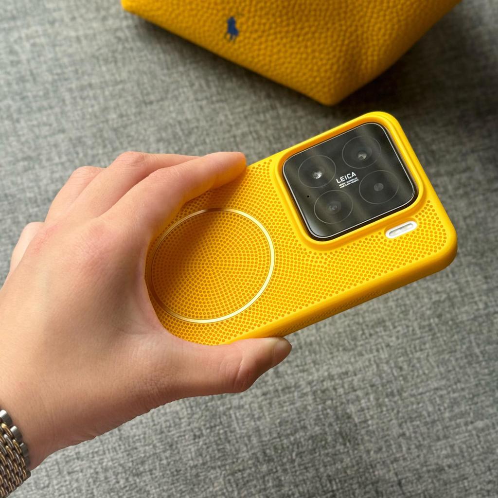 Дышащее рассеивание тепла, Подходит для чехла для мобильного телефона Xiaomi Mi 15ProТонкое кольцо с магнитной фиксацией 15/14 Простой противоударный жесткий чехол