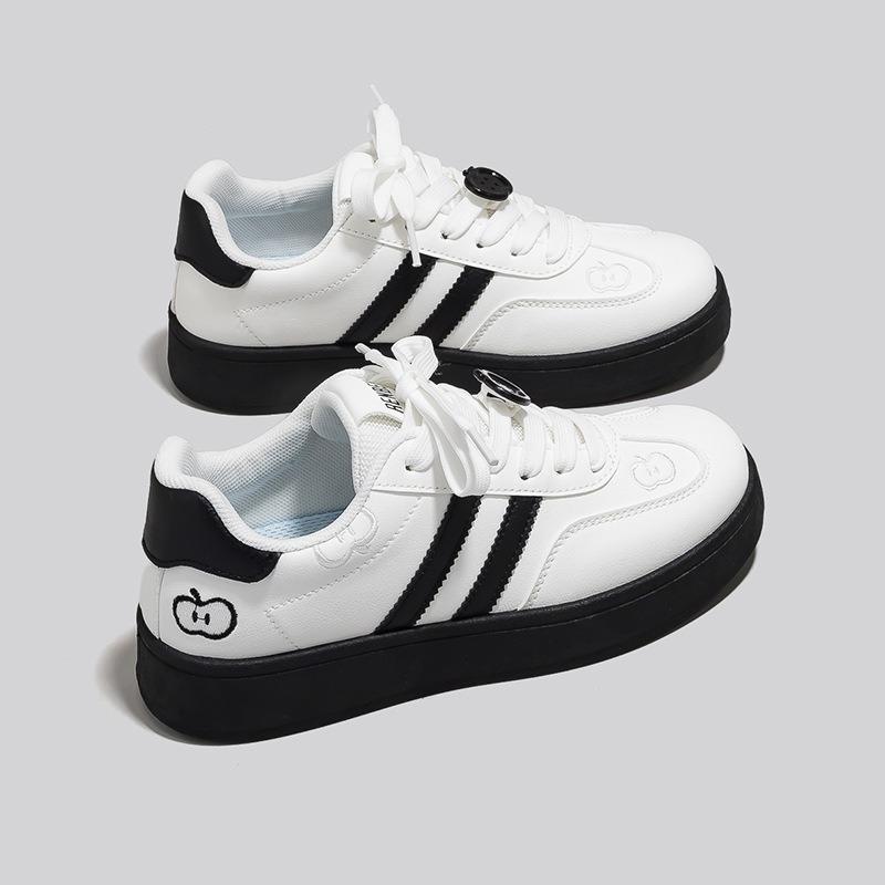 Нишевая женская обувь осень новая маленькая белая обувь женская плоская подошва легкая повседневная спортивная обувь для скейтборда