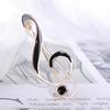 Classic Vivid Note Shape Brooch Black Enamel Alloy Gold Color Jewelry For Women Suit Scarf Party Ornaments MIT