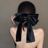 Заколка-бантик из бархатной черной ленты для осени и зимы