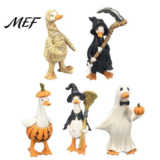 Creative Holiday Props Halloween Figurines Table Decor, Cute Ghost Duck Ornament, Resin Statue Spooky Desk Decor Figurine for Centerpiece Shelf