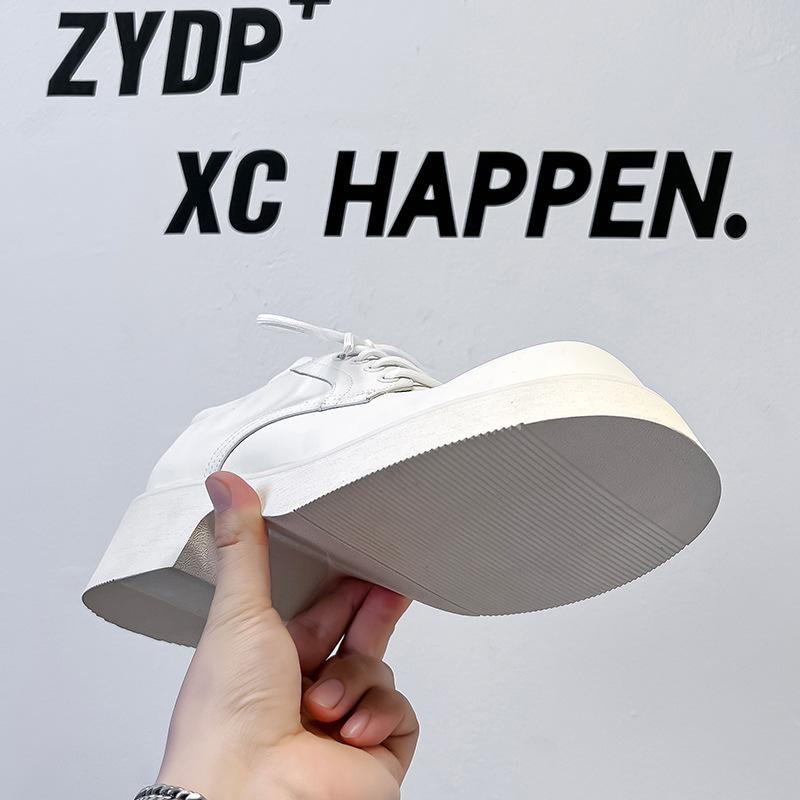 Платье белые кожаные туфли высокого класса мужская мода универсальная мужская обувь нишевый дизайн круглая головка увеличение высоты туфли дерби 95558-A