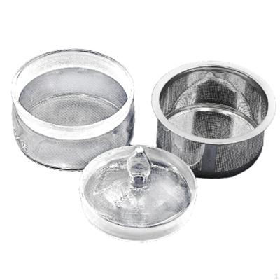 Комплект для ремонта часов. Очистка механизма с помощью сетчатого смазчика для технического обслуживания.