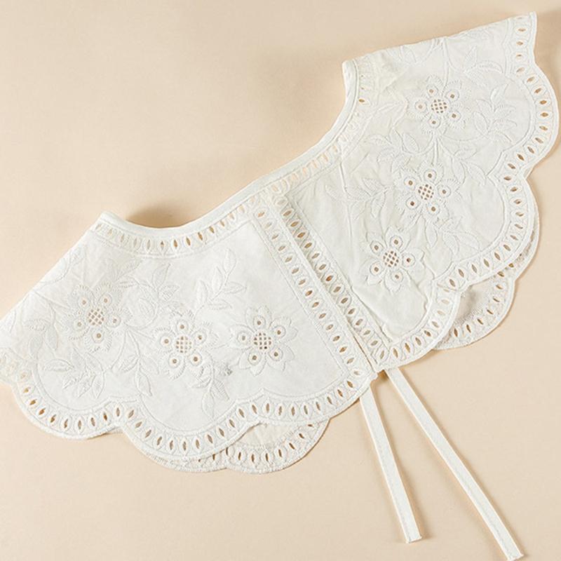 Korean Style Decorative Fake Collar Shawl Wrap Hollow Out Embroidery Sunflower Leaves Lace Necklace Vintage Short Poncho Capele