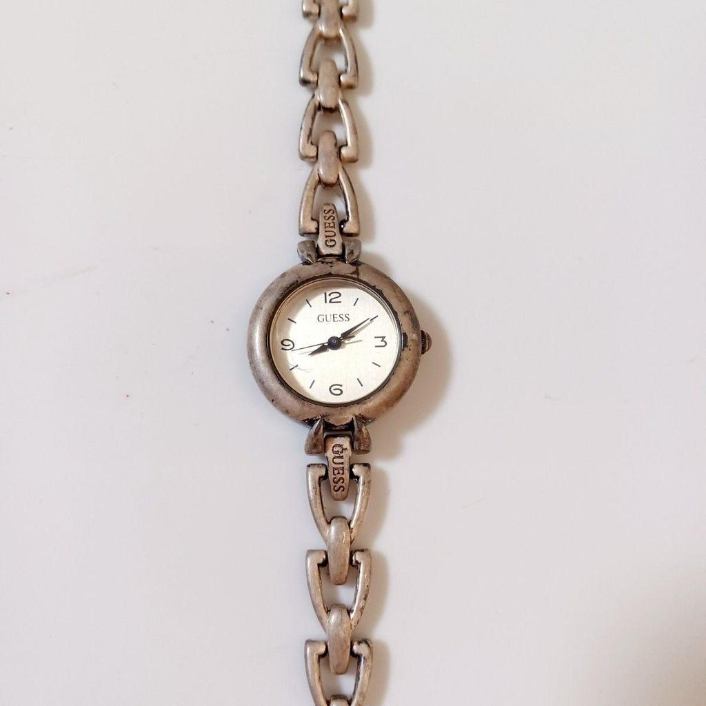 Б/у наручные часы-браслет GUESS на цепочке