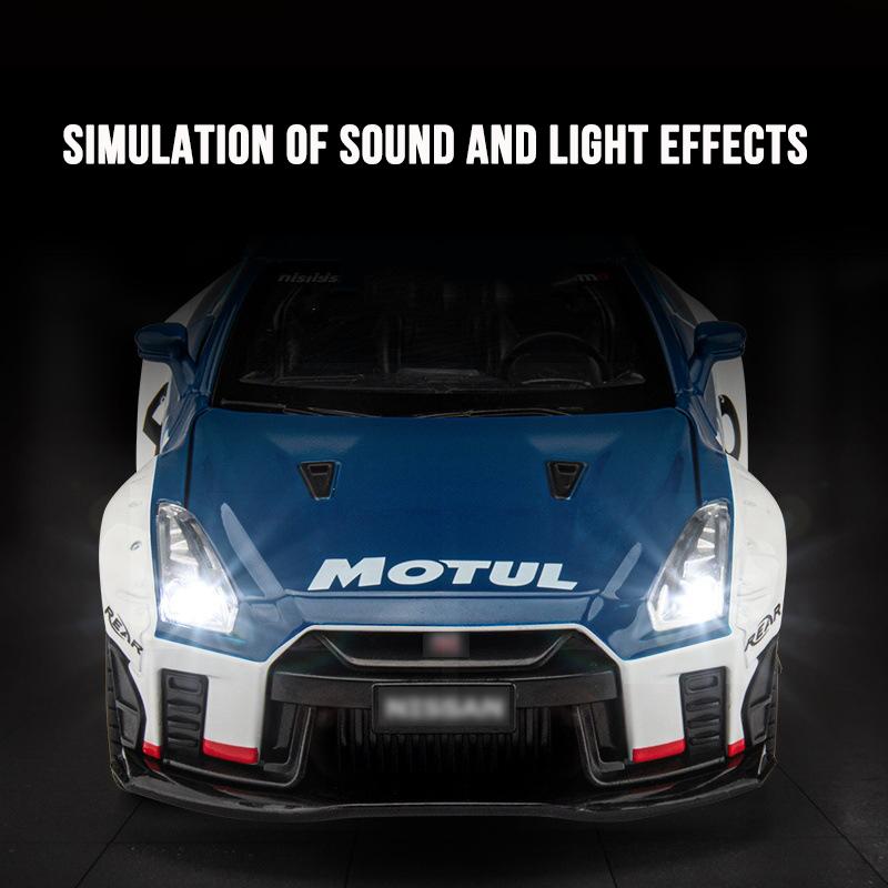 Масштаб 1/22 GTR Racing, литая под давлением модель автомобиля, игрушечный автомобиль с откатным механизмом, звуком и светом для детей, коллекция подарков для мальчиков и девочек