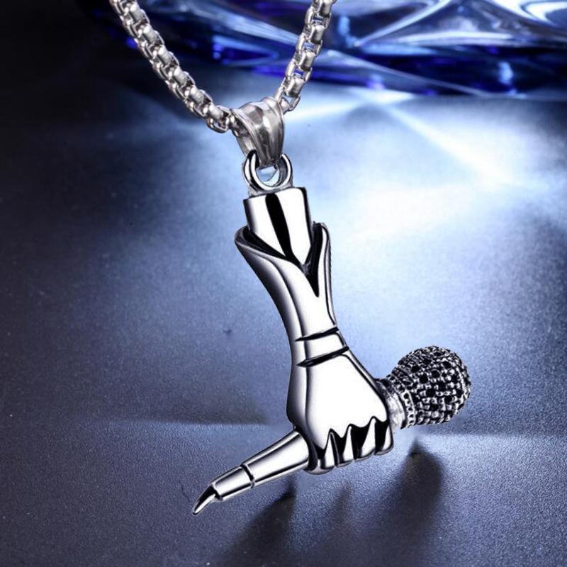 Trendy Brand Microphone Pendant Necklace, Men's and Women's Hip-hop and Bouncing, Street Trendsetters