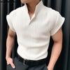 Мужские футболки с воротником-стойкой и V-образным вырезом с короткими рукавами, летние футболки в тонкую полоску