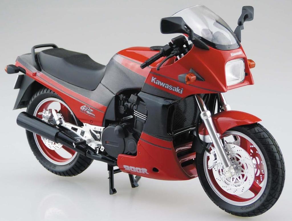 Aoshima Bunka Kyozaisha The Bike Series Kawasaki ZX900A GPZ900R Ninja 1990 Пластиковая модель с кастомными деталями 1/12 № 49