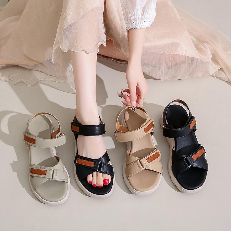 Summer women's ultra-light height gain is not tired of foot sandals 2025 new non-slip thick-soled wedge Roman shoes