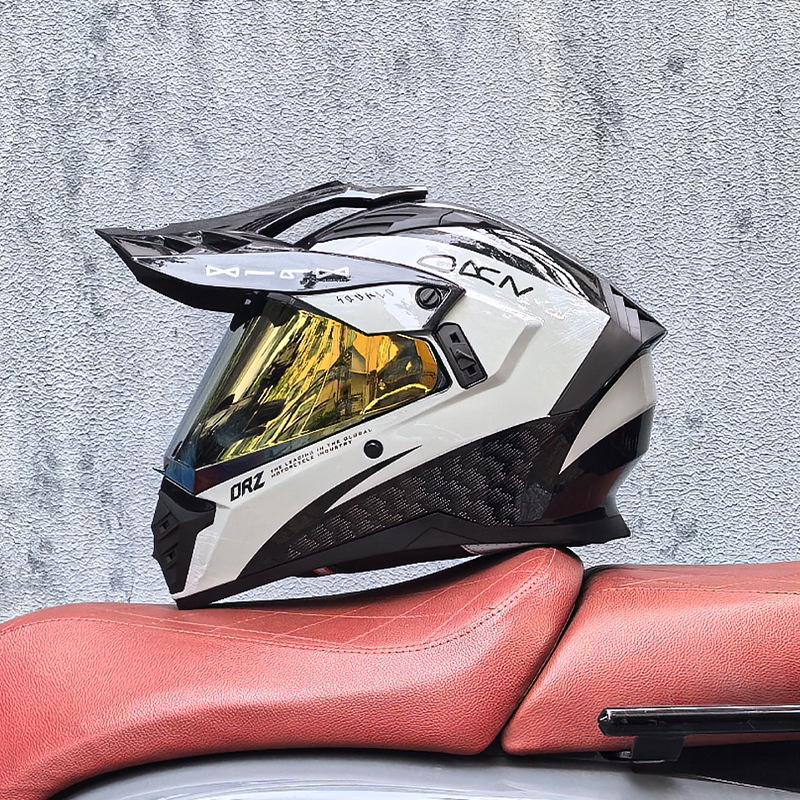 Unisex Motorcycle Rally Helmet with Single Visor for Road and Off-Road Long Distance Travel