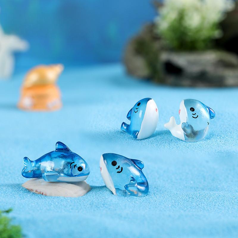 Cute And Playful Resin Shark Miniatures For Fairy Garden Or Aquarium Decorations