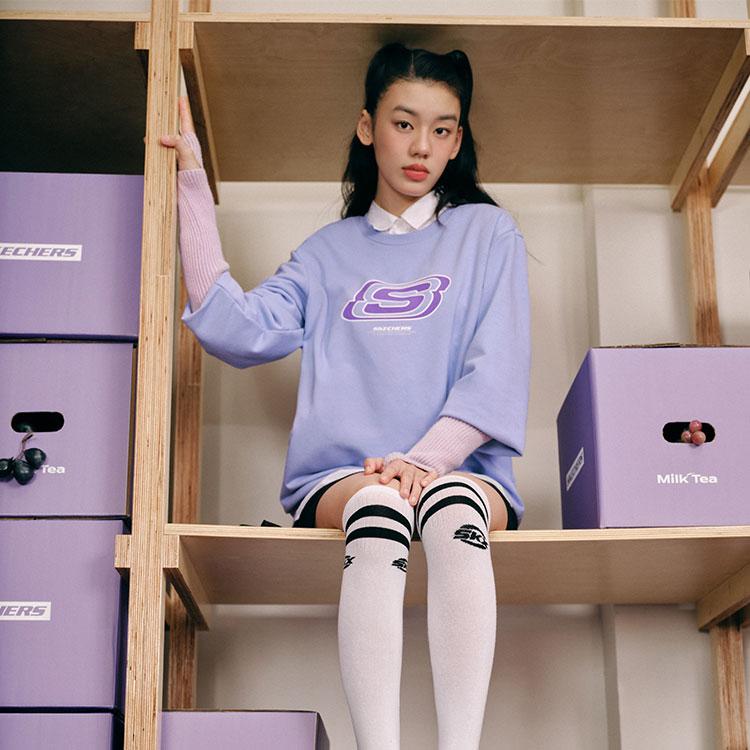 Skechers Яркая Повседневная Серия Свитшот с Буквой Унисекс Свитшот Сладкий Лавандовый L322U083-01DU