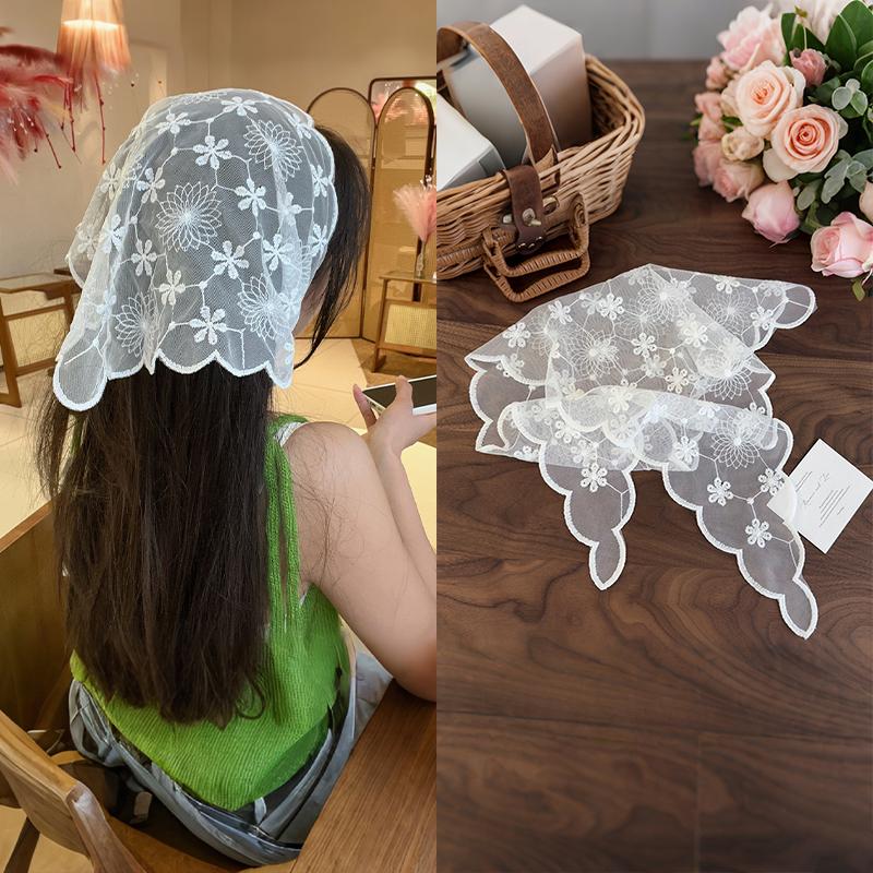 White Fabric Flower Triangle Hair Scarf Wraps Women Retro Triangle Headscarf Hat Travel Photo Headband Hair Accessories