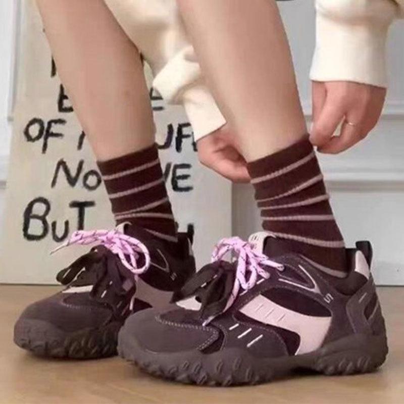 Внутренние увеличивающие рост толстоподошвенные универсальные модные повседневные спортивные папины кроссовки женские весенне-осенние новые нишевые ретро нравственные тренировочные туфли