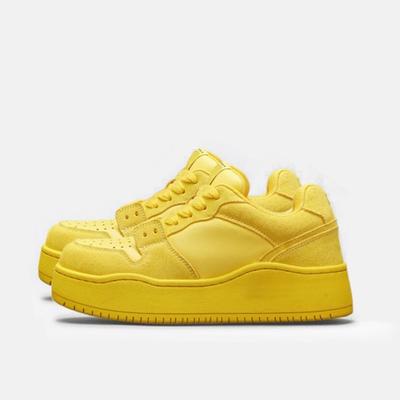 Розово-красные кеды женские 2025 новые на платформе, обувь-хлеб, кожаные, увеличивающие рост, желтые кроссовки папы, летняя спортивная обувь