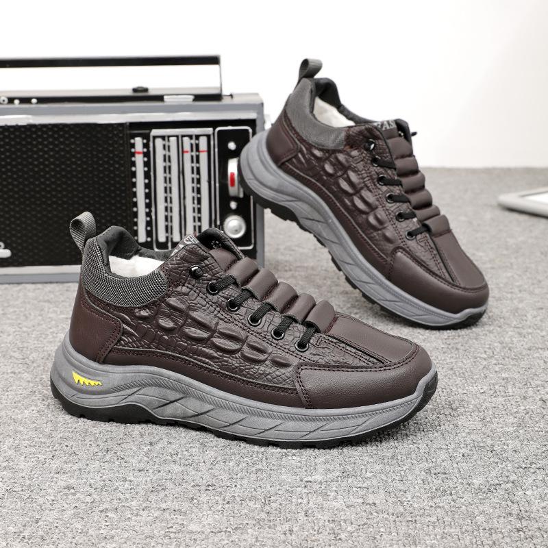 Мужские большие зимние хлопковые ботинки с крокодиловым узором и бархатной подкладкой