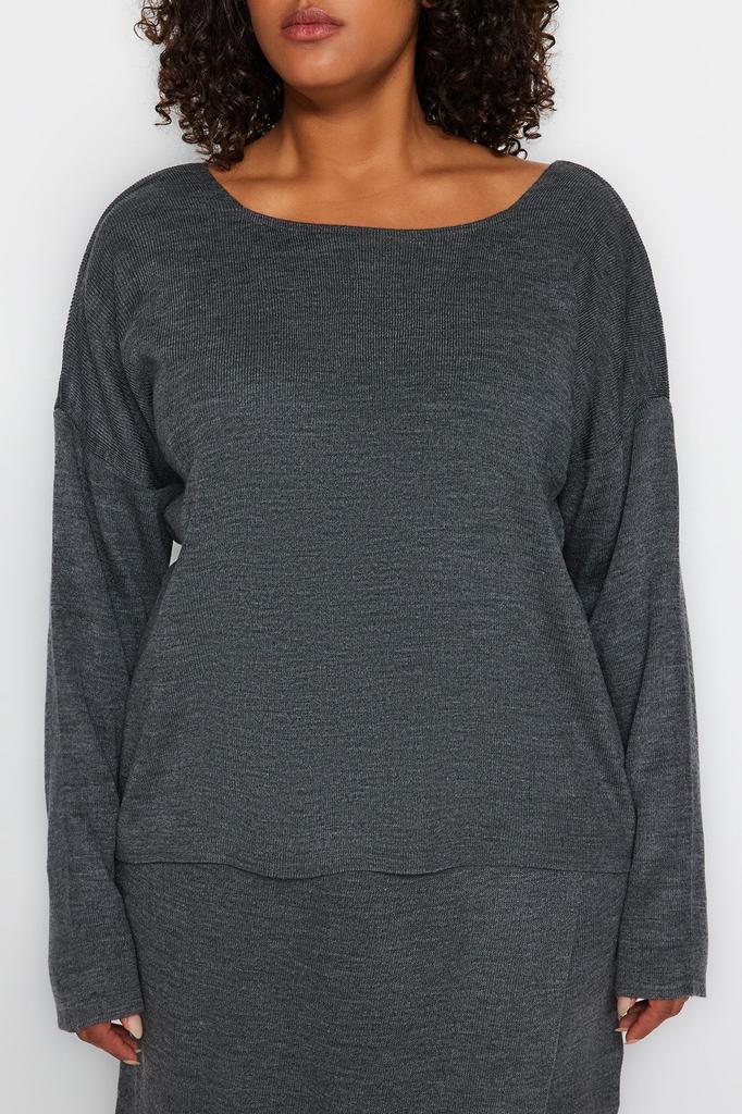 Женский стильный трикотажный свитер больших размеров Saks с перекрестной полосой на спине