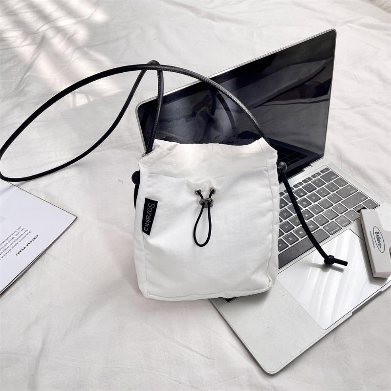 Niche Messenger Bag Solid Color Literary One Shoulder Messenger Bag Light Mobile Phone Bag Sports and Leisure Bag