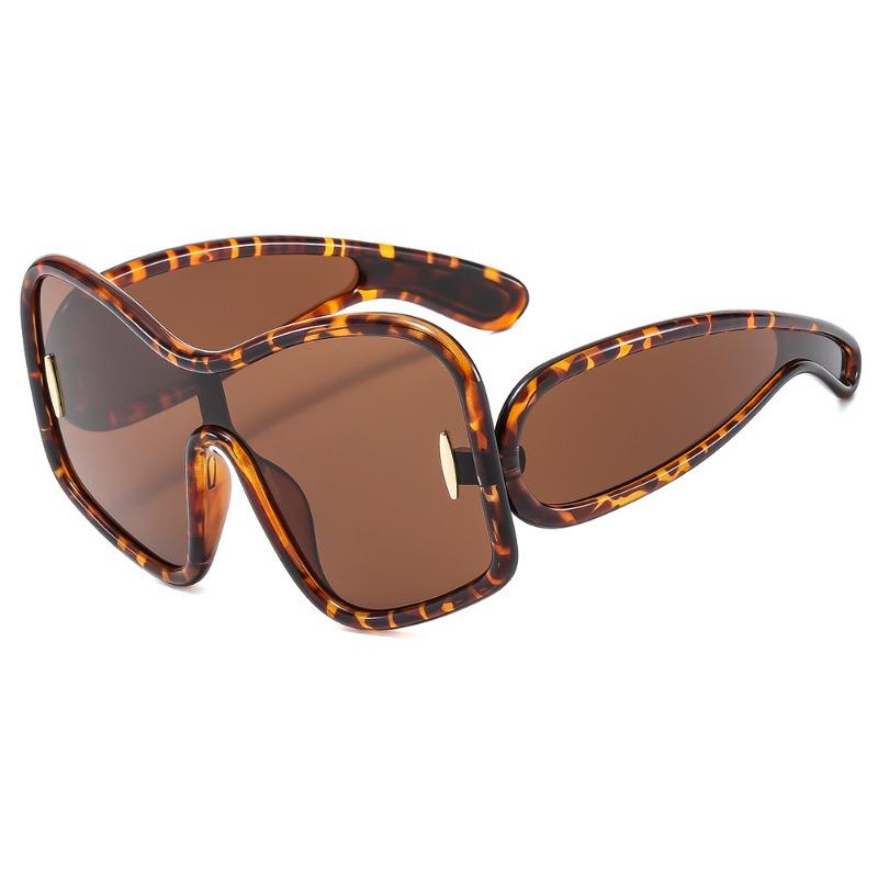 Non-polarized Oversized One-Piece Shield Sunglasses Women Luxury Brand Punk Square Eyewear Vintage Big Frame Rivets Sun Glasses for Men Goggle