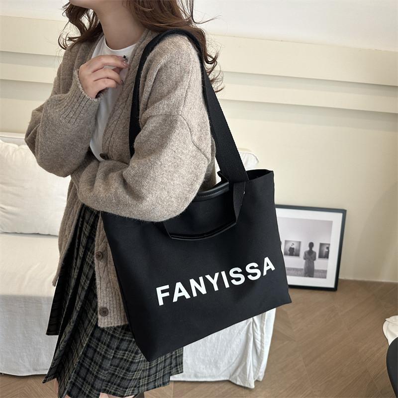 Large Essential Canvas Tote Bag For Women Durable And Practical For Daily Wear
