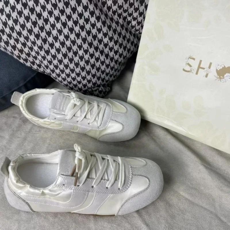 2025 Классика Горячая Распродажа Женские Вулканизированные Туфли Для Улицы Ходьба Низкий Каблук На Шнуровке Кроссовки Универсальные Женские Повседневные Туфли Zapatos