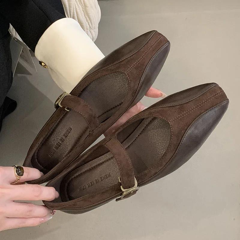 Модные неглубокие офисные туфли Мэри Джейн с увеличивающей рост женской обувью с металлической пряжкой на ремешке женские туфли на плоской подошве