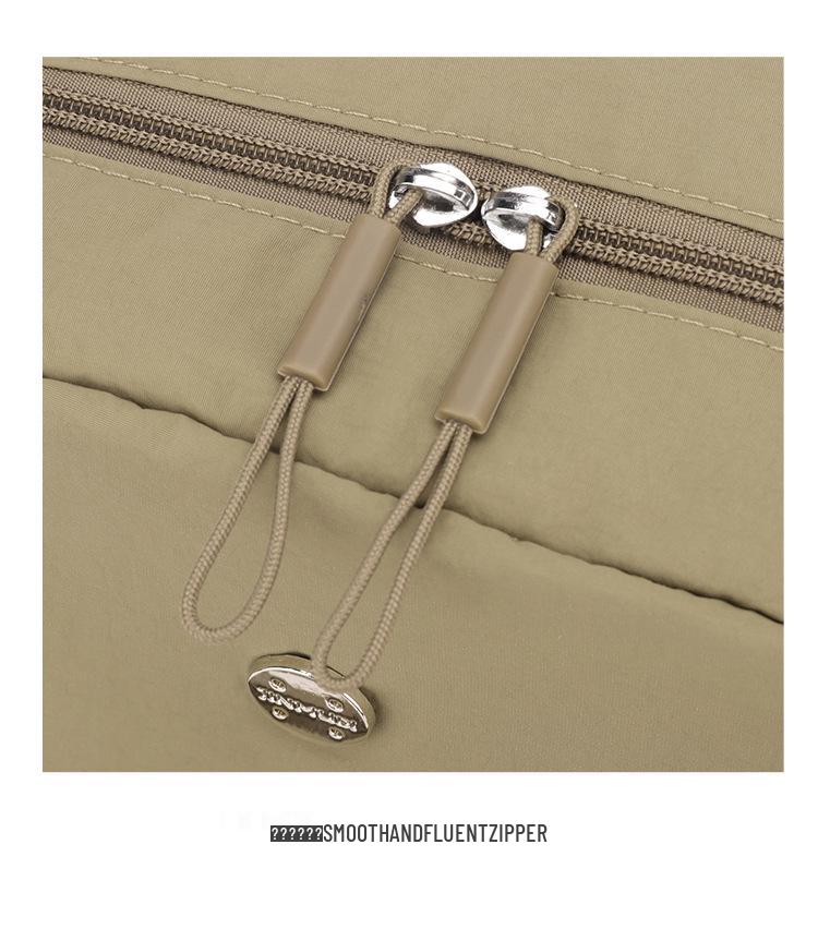 Женский рюкзак-пуховик из легкого водонепроницаемого нейлона большой вместимости