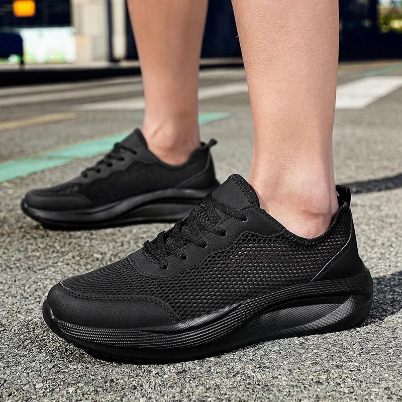 Мода 2025 Мужская мягкая спортивная обувь Дышащая модная сетчатая обувь для бега Удобная мужская Высококачественные уличные легкие кроссовки Мужские