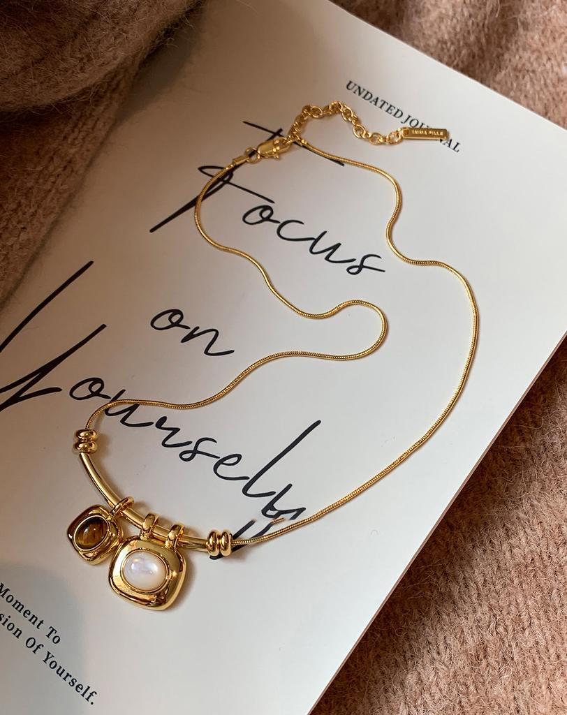 Подвеска-ожерелье из 18-каратного позолоченного золота с камнем тигровый глаз, повседневная ретро-темпераментная цепочка до ключицы, легкая роскошная цепочка для свитера, женская