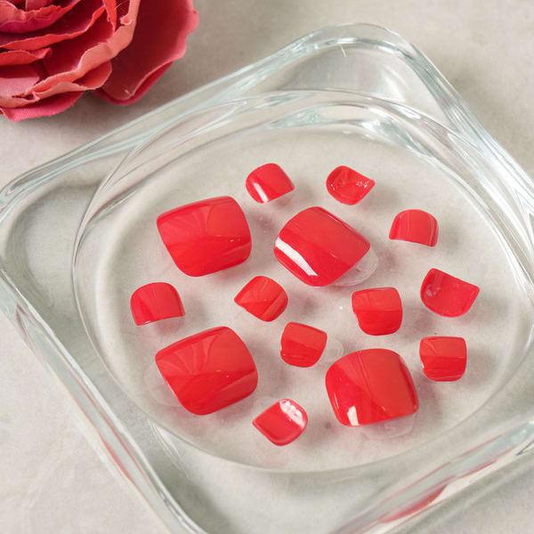 T.I.T.A Solid Pedi Tips 14 Pieces (Red)