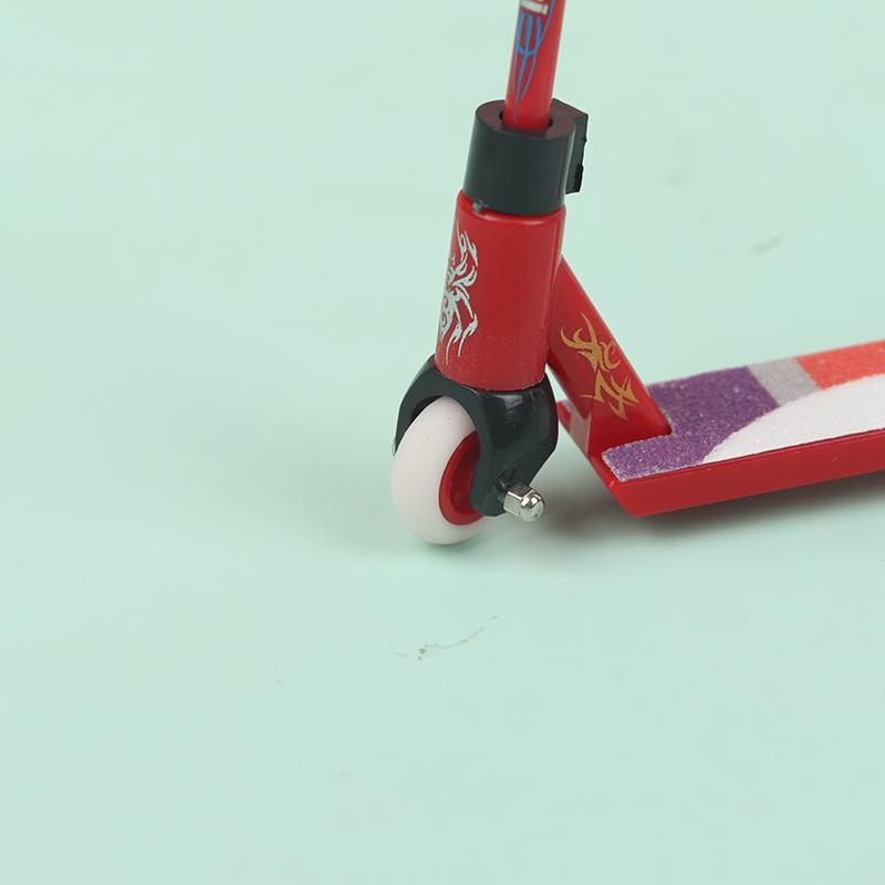 Случайный цвет скейтборды для пальцев, самокат, велосипеды с пальцами, игрушки на грифе