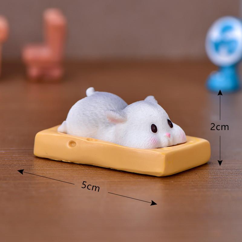 Adorable Resin Figurine Hamster Mini Ornaments For Terrarium Or Bonsai Display