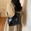 2024 Ретро Мода Женская Сумка-Тоут на Плечо Большой Вместимости для Осени и Зимы