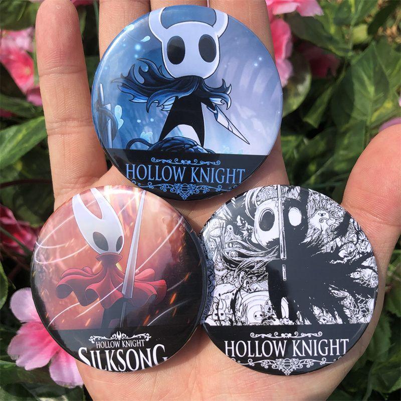Брелок-значок Hollow Knight Silksong 58 мм Аниме Игра Периферия Металлическая кнопка-значок Милый мультяшный персонаж Брошь-значок Подарок