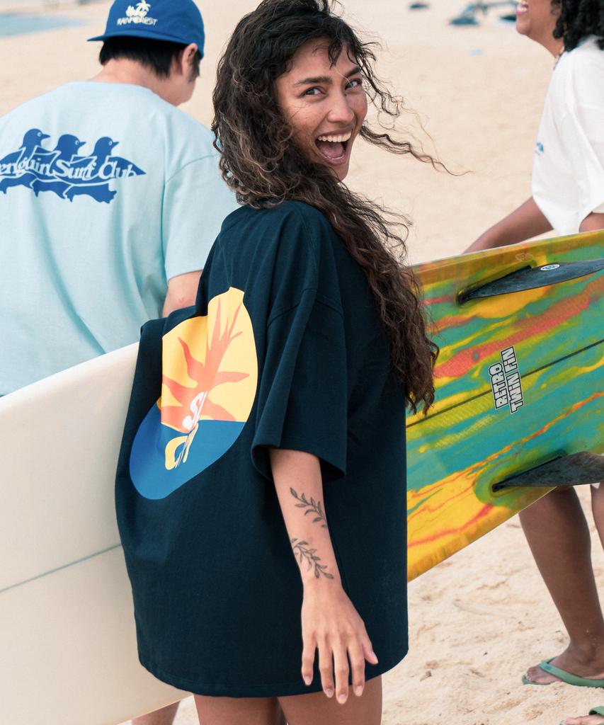 BIGWAVE COLLECTIVE Sun City Smile Boxer Fit T-Shirt (Navy)