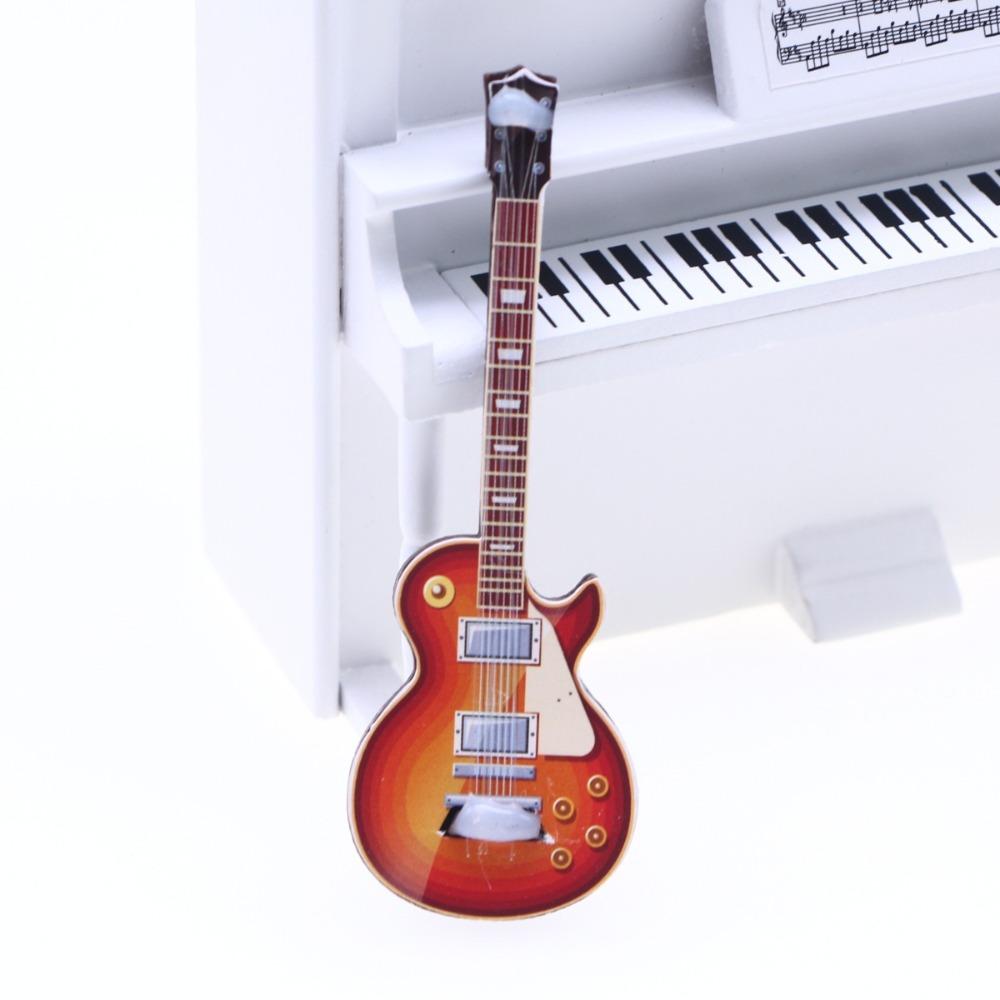 Model Miniature Guitar Scene Props Doll Accessories Popular Simulation Guitar