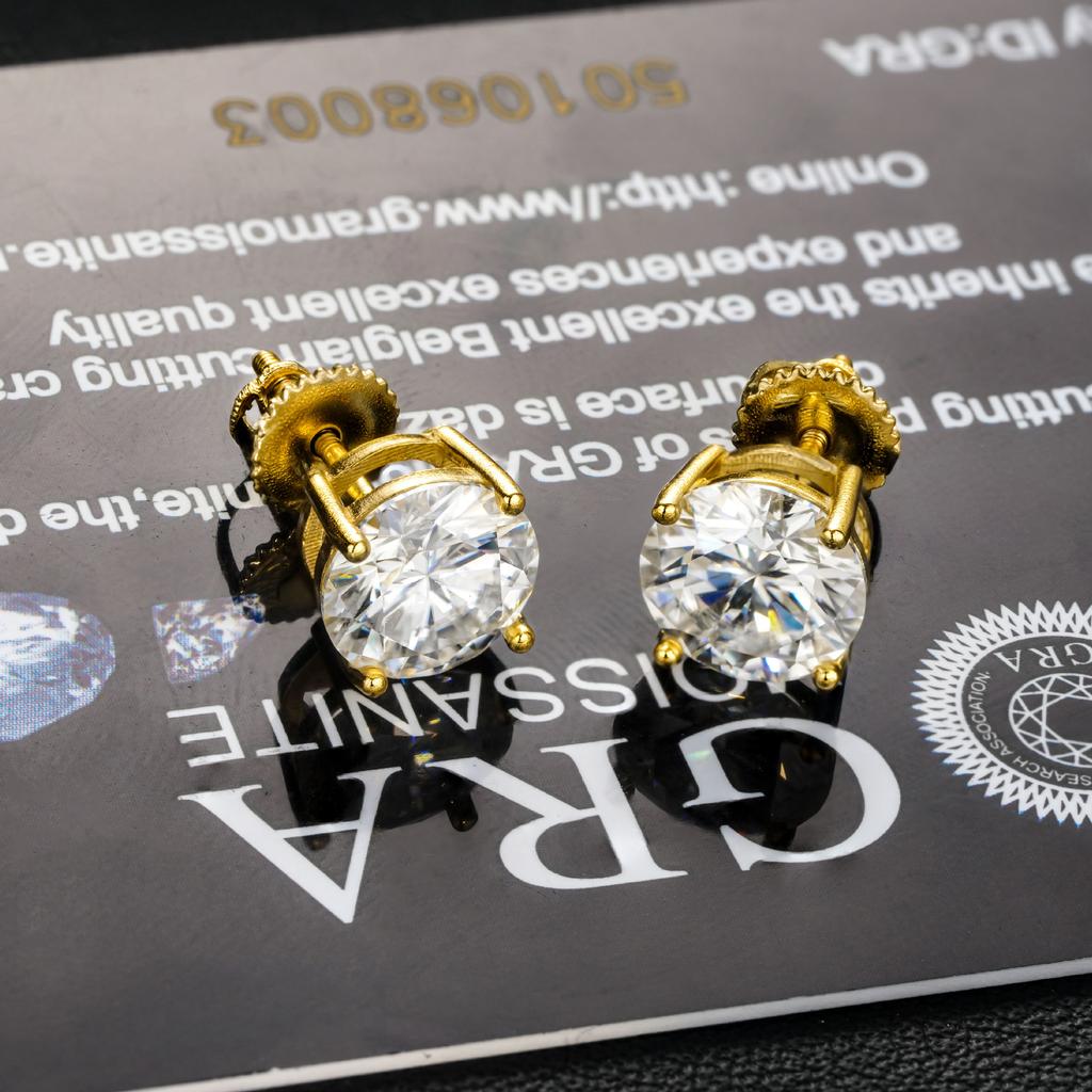 S111 Silver Moissanite Earrings Men's and Women's Same Classic Four-claw Round Single Diamond Daily Versatile Earrings Jewelry Accessories