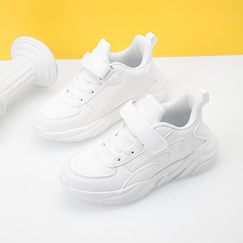 Мальчиковые спортивные туфли Детская обувь Весна и Осень новые кожаные водонепроницаемые маленькие белые туфли Повседневные папины кроссовки для детей среднего и старшего возраста