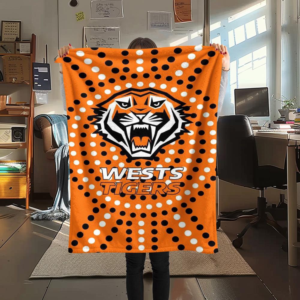 1Pc Wests Tigers Print Flannel Blanket High Quality Warm Comfortable Cover for All Seasons Perfect for Gifts Home Decor