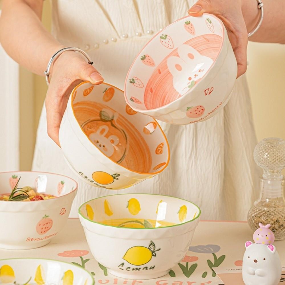 Керамическая миска с рисунком "Кролик и клубника", цветная подглазурная роспись, миска для супа, милая миска для фруктового салата, посуда