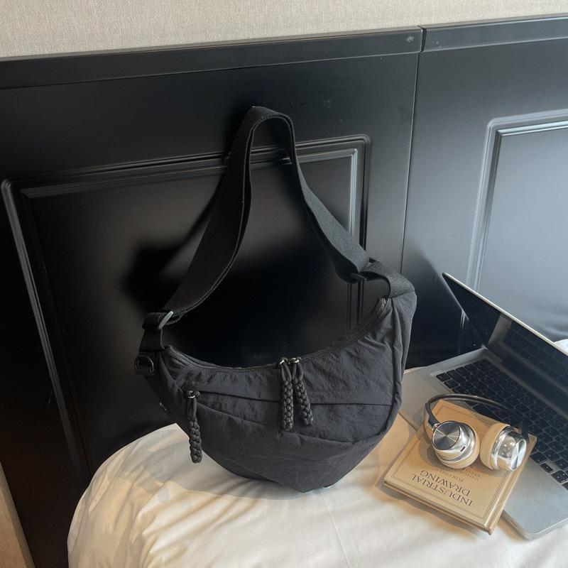 Повседневная сумка кроссбоди для женщин для поездок на работу, вместительная модная и спортивная сумка-пельмень, сумка на одно плечо