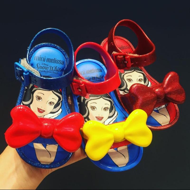 Восхитительные детские сандалии Mini Melissa Белоснежка с очаровательной тематикой принцесс