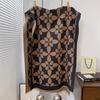 Printed Fashion Temperament, Age-Reducing Thickened Neck, Long Shawl, Atmospheric Scarf