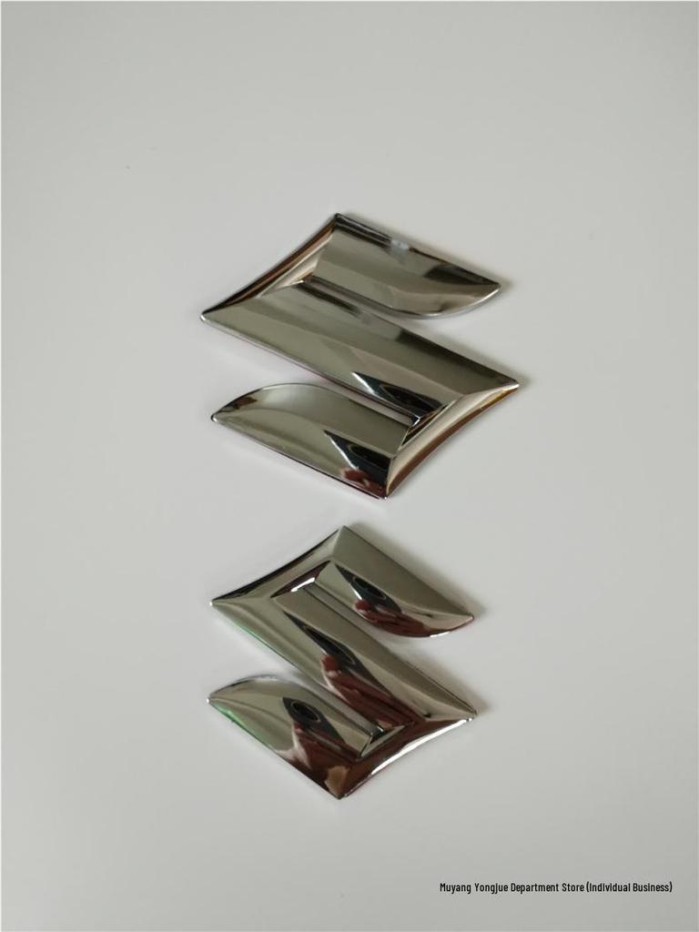 Значок Suzuki S - Оригинальный полый значок на переднюю решетку