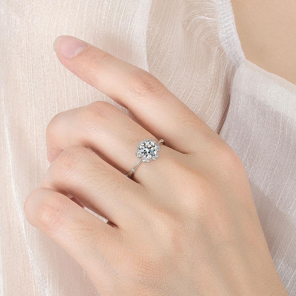 Кольцо с бриллиантом в виде бутона карата, модное открытое женское кольцо, кольцо с микроинкрустацией цирконием весом в один карат.