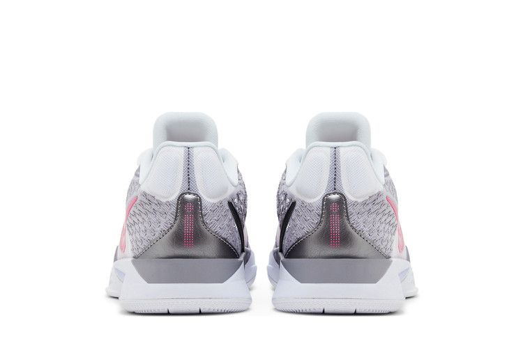 Женские кроссовки Nike Wmns Sabrina 2 'Lily'