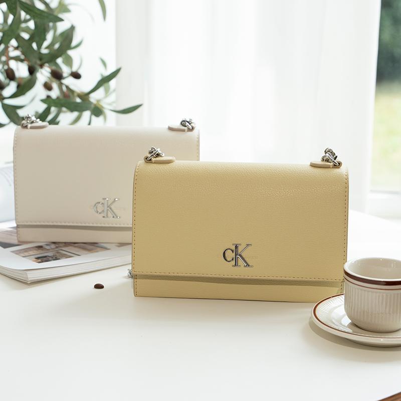 New CALVIN KLEIN Synthetic Material Crossbody Bag, Shoulder Bag Medium Size Women's Chalk White DH2806-67U