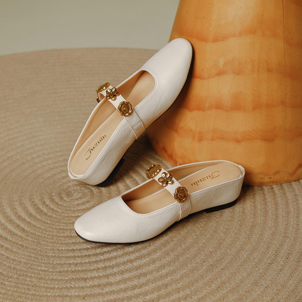 Французский квадратный носок со шлепанцами Мюли женские лето 2025 новинка ретро темперамент внутренняя высота увеличение внешняя носка сумка голова сандалии